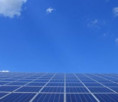 Domácnosti chtějí řídit přetoky svých fotovoltaik a baterie. Automatický systém ČEZ FlexiEnergie už využívá 2 000 zákazníků
